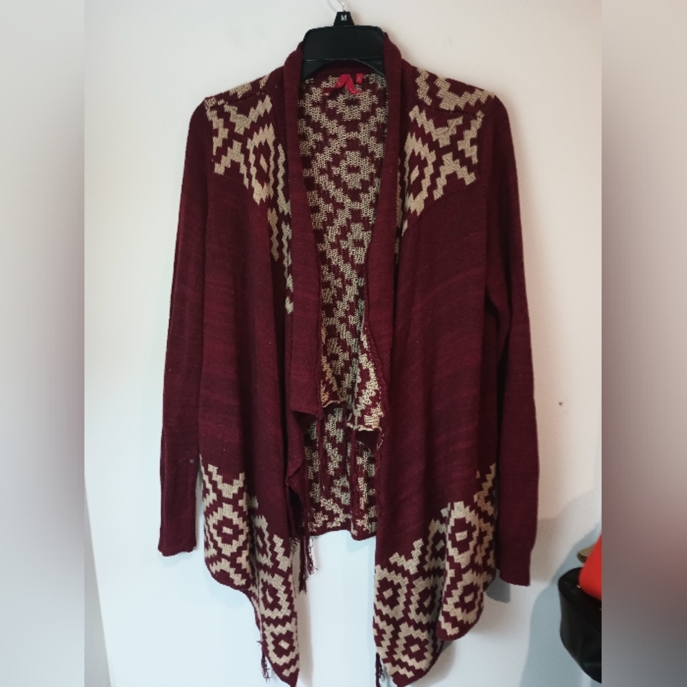 Red Camel Burgundy and Beige Patterned Cardigan